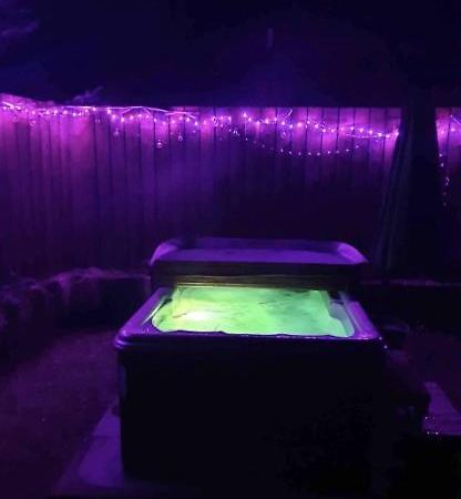Bankhead Accommodation With Hot Tub In Aberdeenshire Gamrie Екстериор снимка