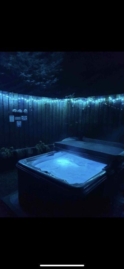 Bankhead Accommodation With Hot Tub In Aberdeenshire Gamrie Екстериор снимка